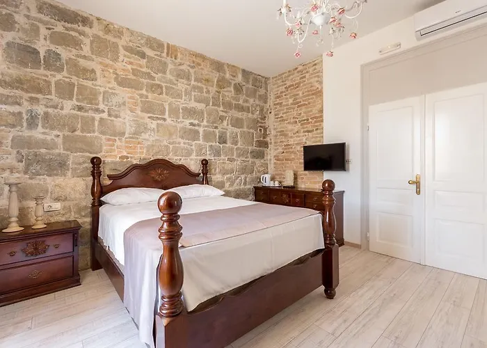 Pietra Rossa 4* Σπλιτ