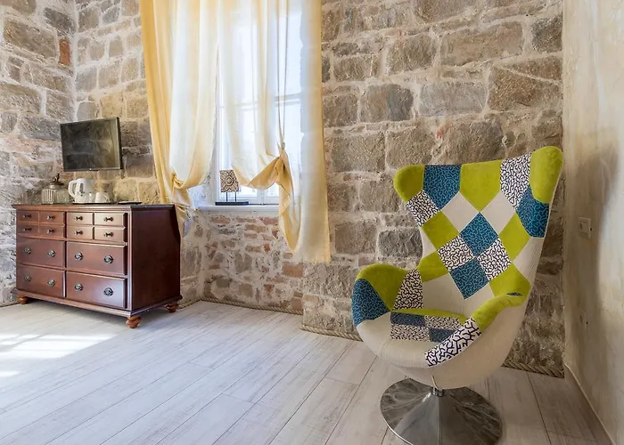 Pietra Rossa Σπλιτ