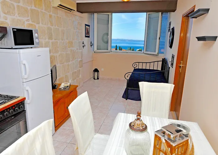 Pietra Rossa 4*