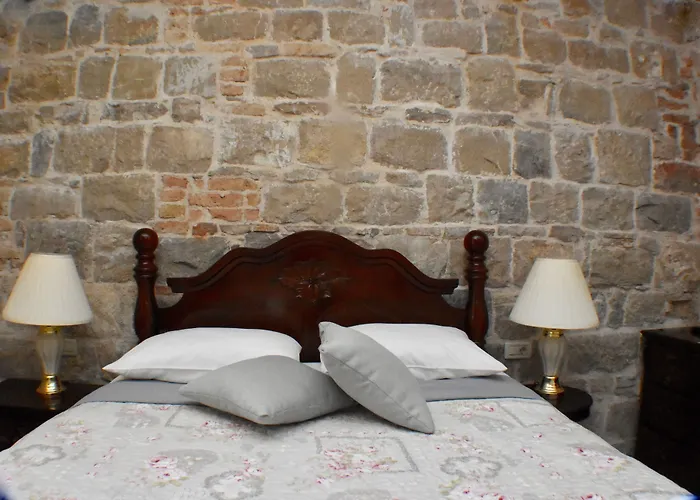 Pietra Rossa Hotell